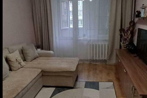 2-к квартира, 47 м², 2/5 эт.