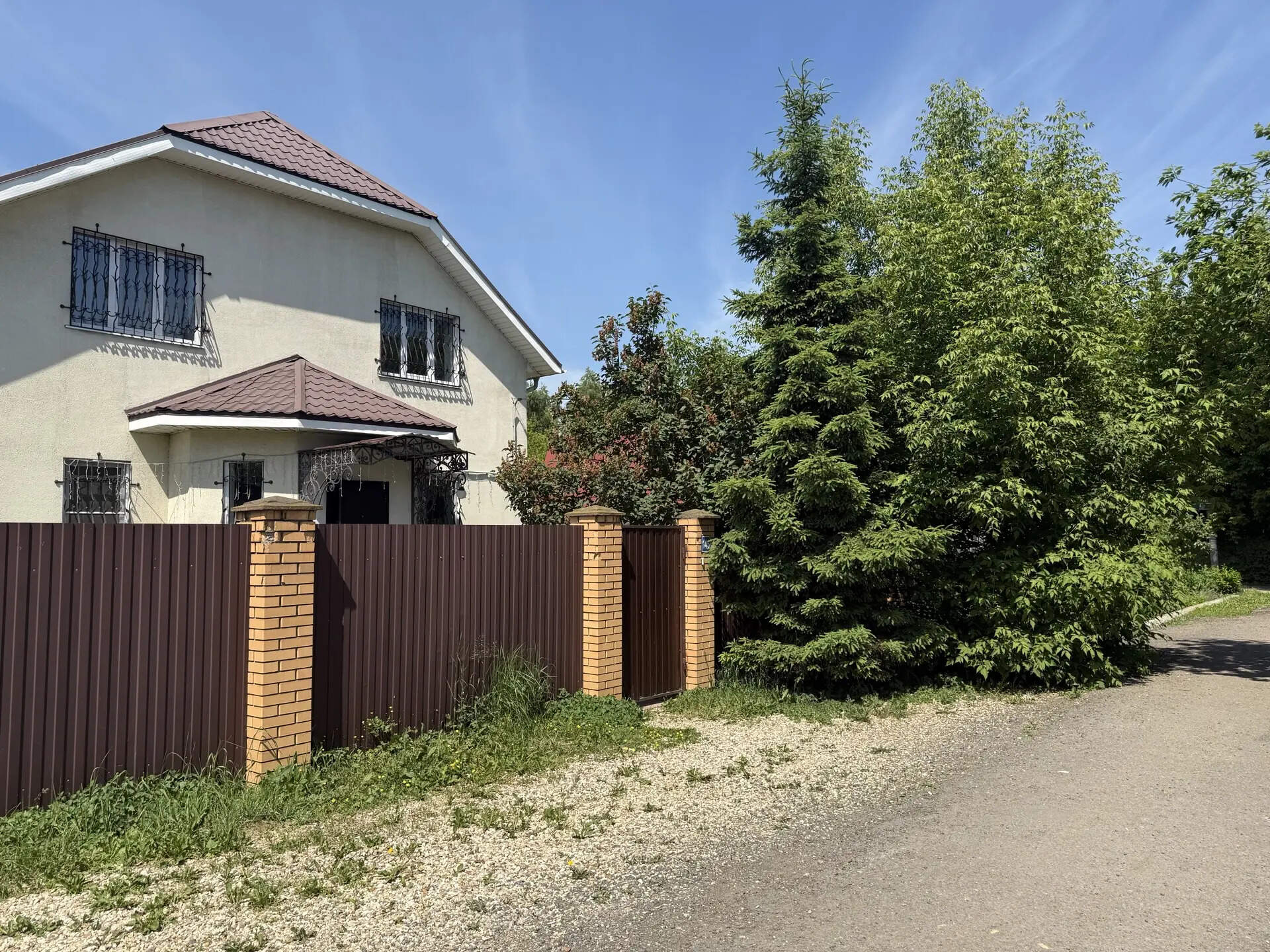 Дом, 178.9 м², 4 комн.