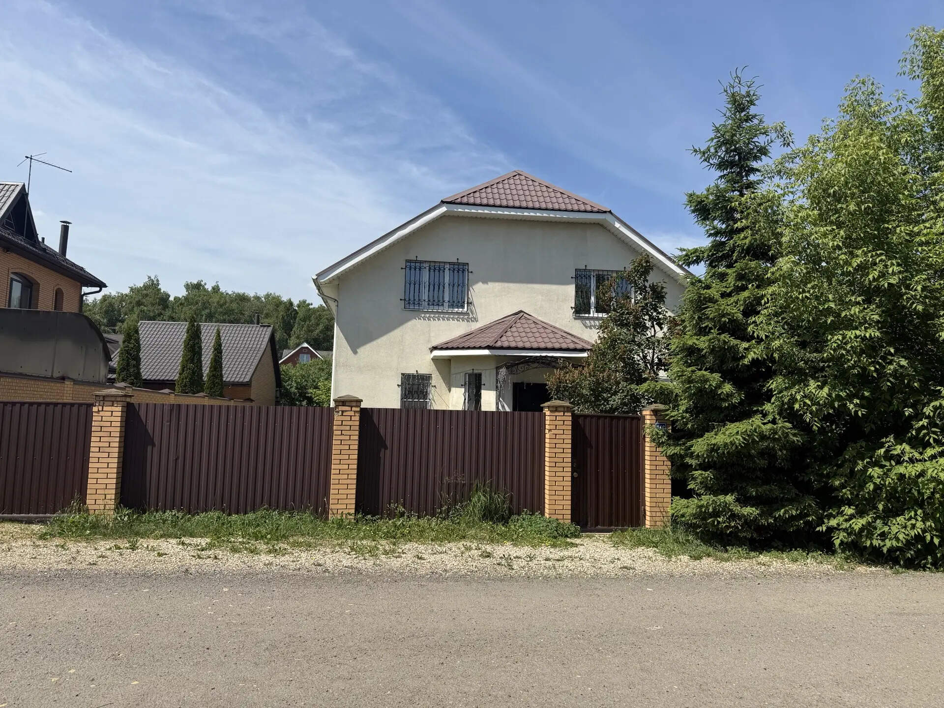 Дом · 178.9 м² · 4 комн. — СНТ Солнышко
