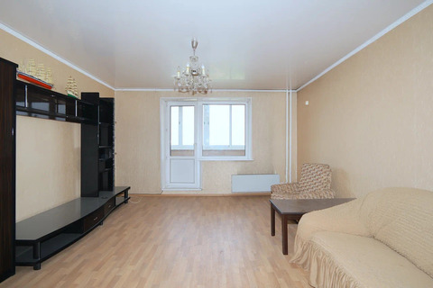 4-к квартира, 82 м², 8/10 эт.