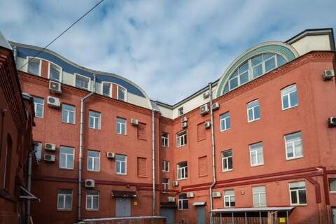 Отдельно стоящее здание, 2900 м²