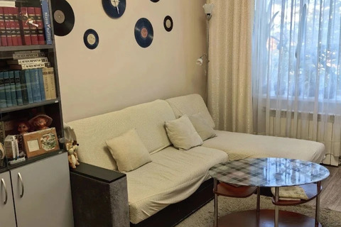 2-к квартира, 47 м², 1/5 эт.