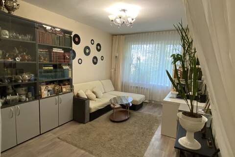 2-к квартира, 47 м², 1/5 эт.