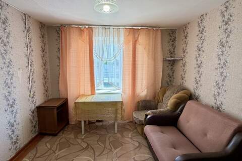 Комната, (всего 10 ком.), 12,9 м², 3/5 эт.