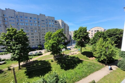 2-к квартира, 50,6 м², 5/10 эт.