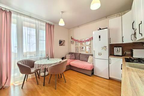 2-к квартира, 56,2 м², 3/3 эт.