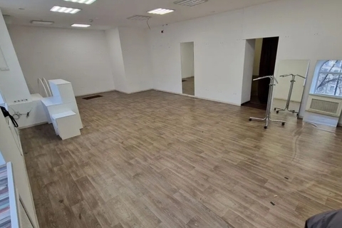 Помещение своб.назн., 85 м², 1/8 эт.