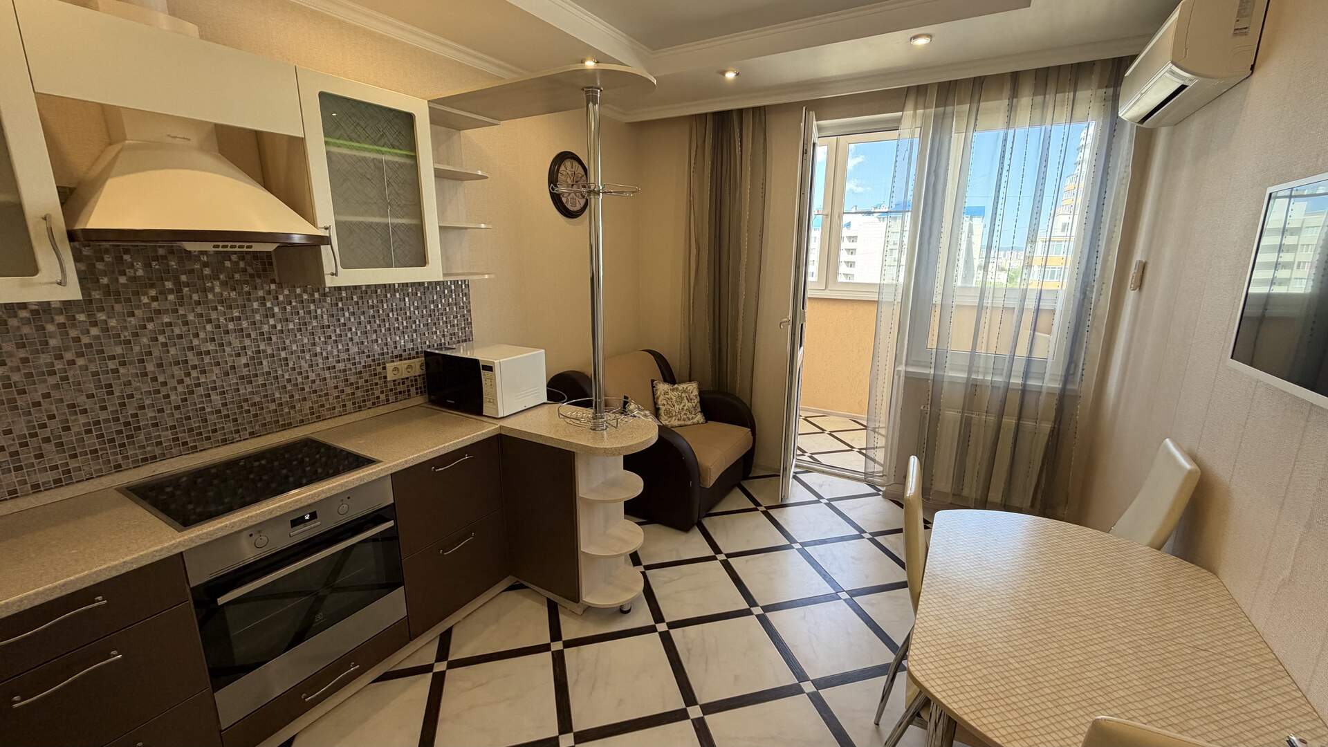 Квартира · 68 м² · 2 комн. — Анапа, улица Лермонтова, 118А