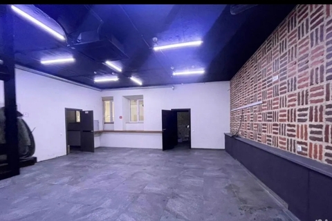 Помещение своб.назн., 157 м²