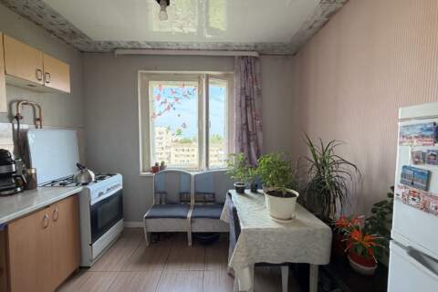 2-к квартира, 54 м², 9/10 эт.