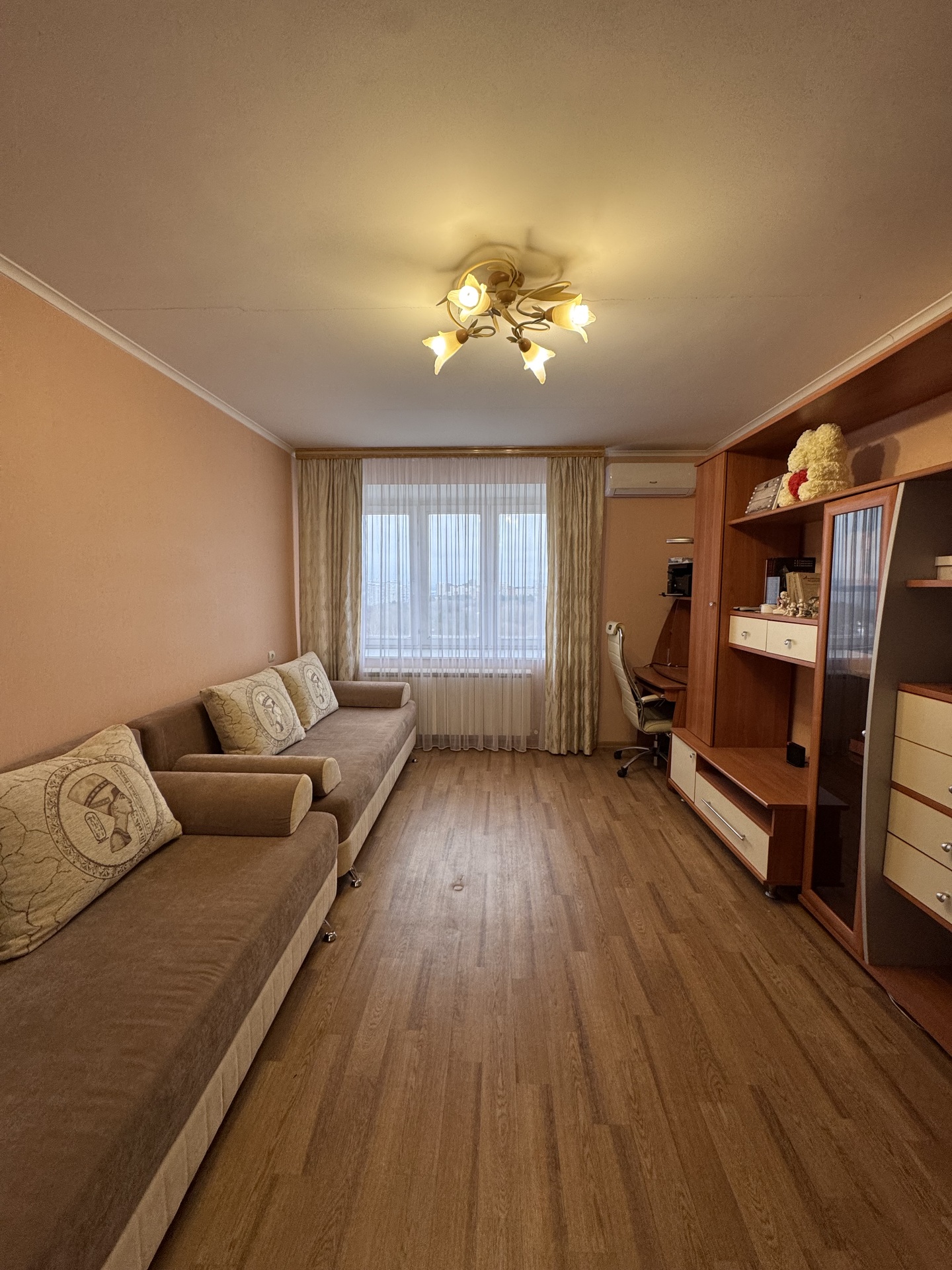 Квартира · 48.5 м² · 1 комн. — Чебоксары, улица Спортсмена Валериана Соколова, 4