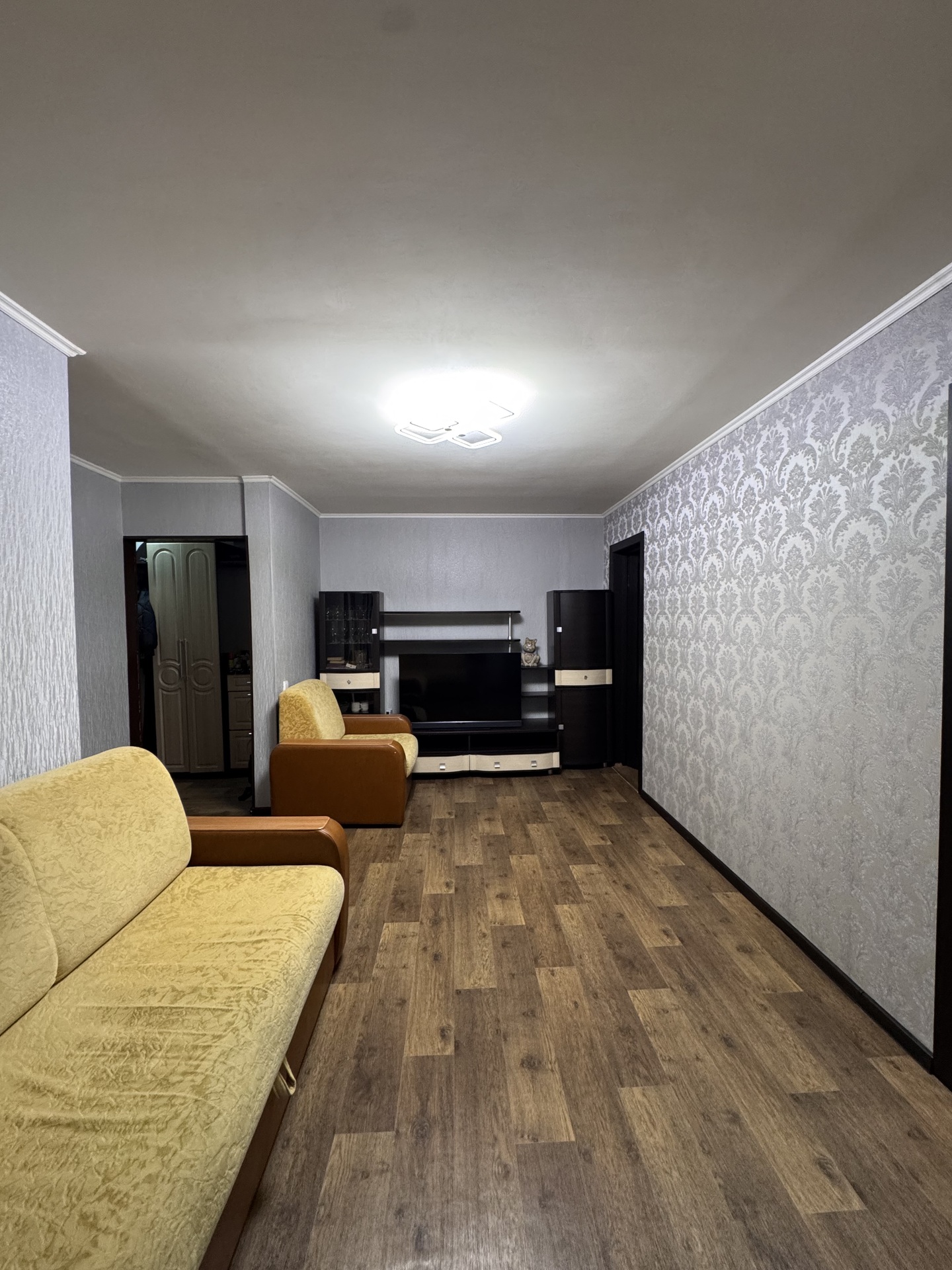 Квартира · 43 м² · 2 комн. — Чебоксары, улица Фридриха Энгельса, 48