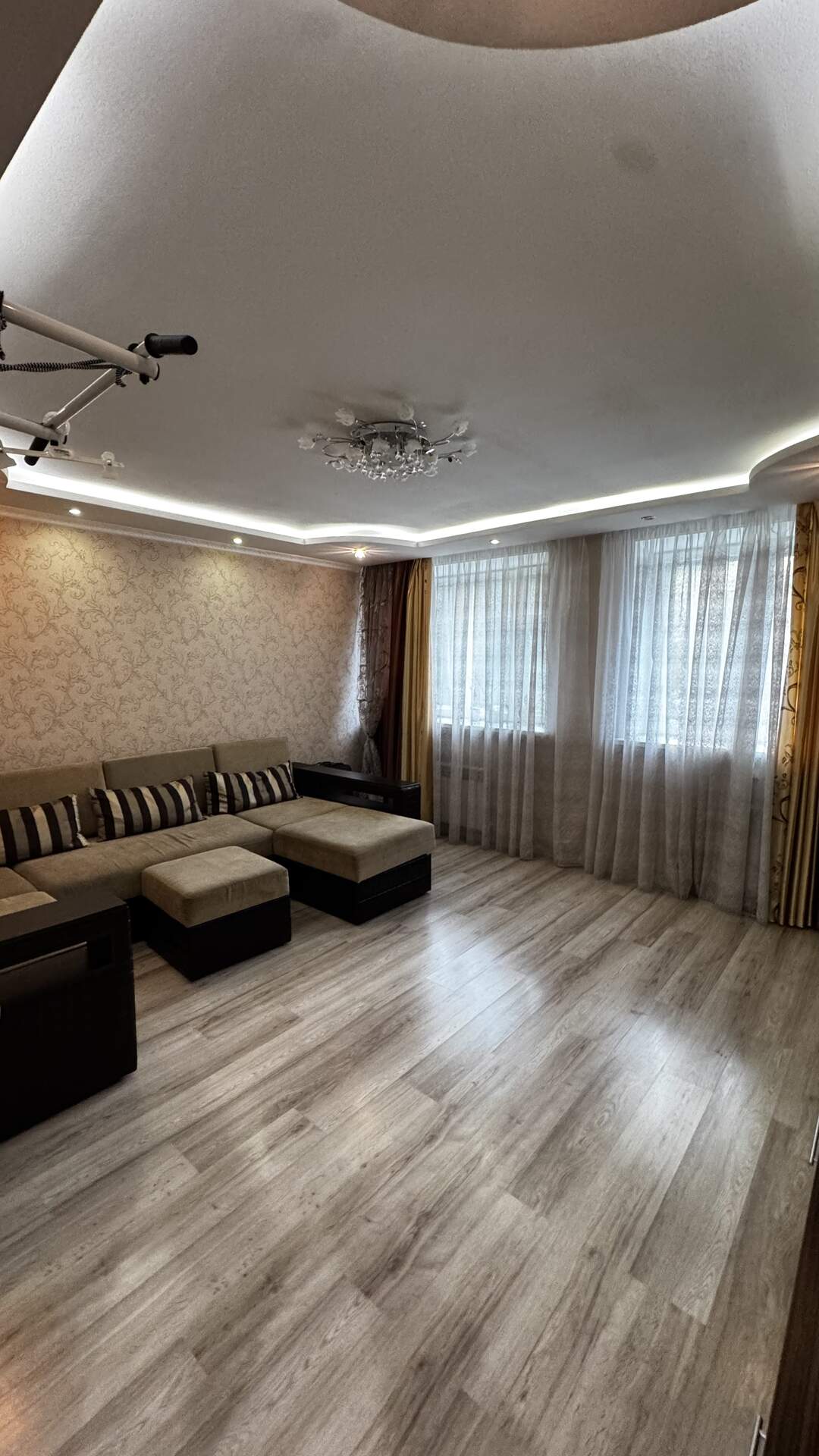 Квартира · 98 м² · 3 комн. — Чебоксары, улица Академика Королёва, 5