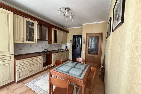 3-к квартира, 91,2 м², 2/5 эт.