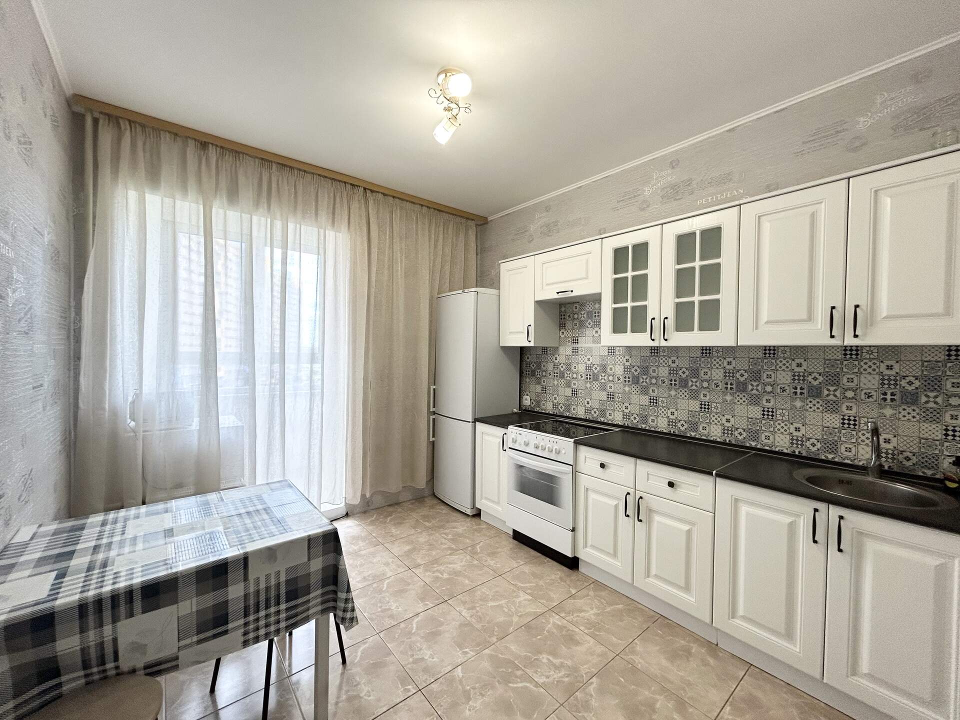 Квартира · 36.4 м² · 1 комн. — посёлок городского типа Мисайлово, Литературный бульвар, 1