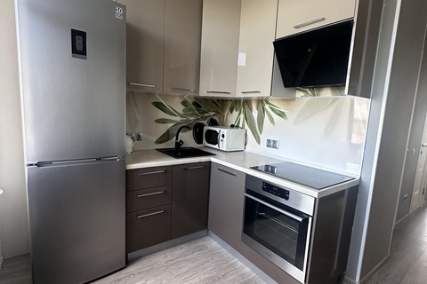 2-к квартира, 42,5 м², 14/18 эт.