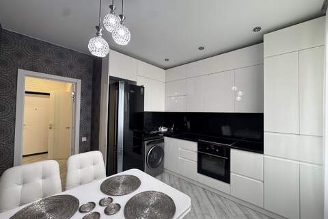 1-к квартира, 42 м², 5/12 эт.