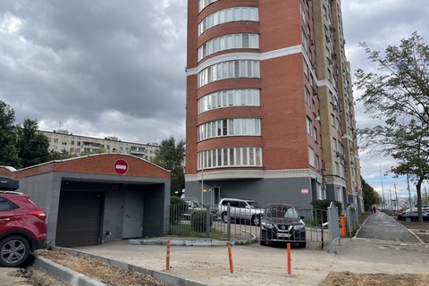Машиноместо, 17 м²