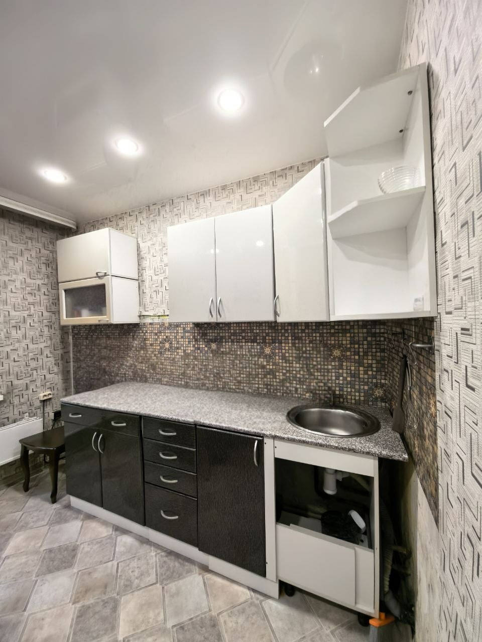 Квартира · 33.9 м² · 1 комн. — Кемерово, проспект Шахтёров, 48А