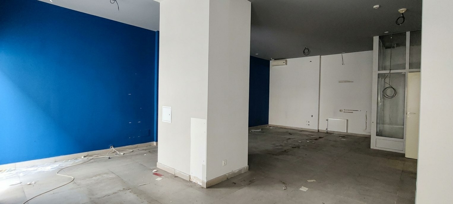 Коммерческая · 148 м² — Санкт-Петербург, улица Адмирала Трибуца, 7