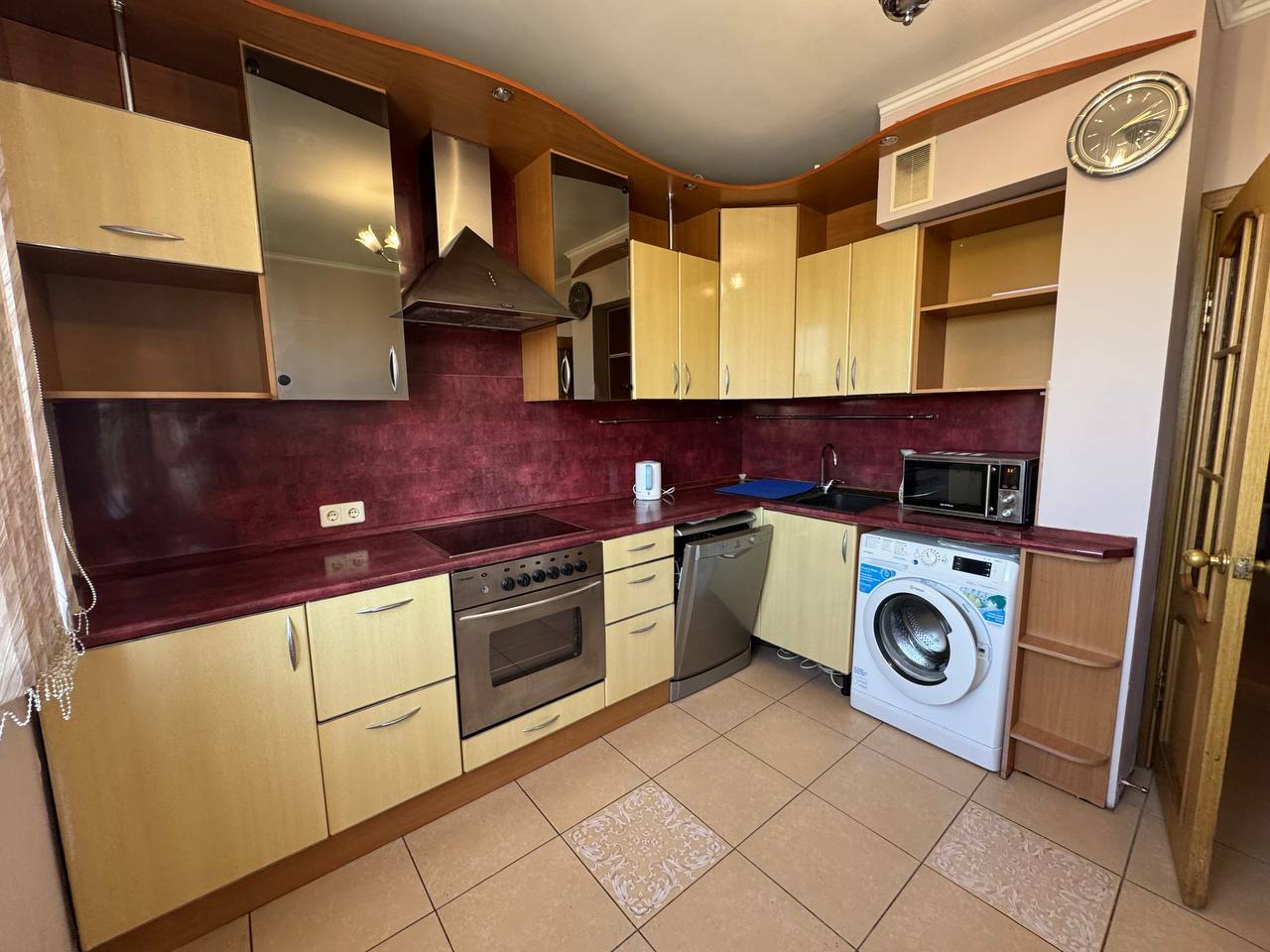 Квартира, 82.3 м², 3 комн.