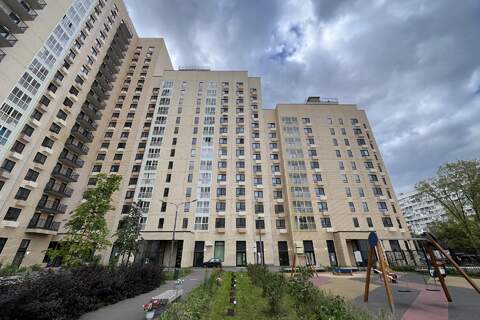2-к квартира, 57 м², 3/17 эт.