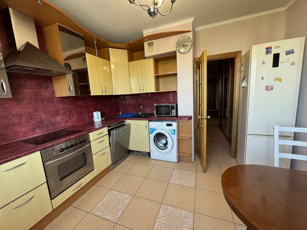 Квартира, 82.3 м², 3 комн.