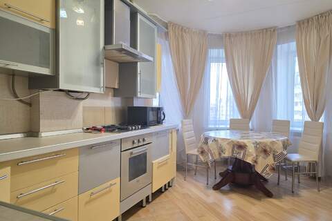 2-к квартира, 61,3 м², 4/10 эт.