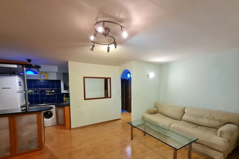 2-к квартира, 46 м², 3/5 эт.