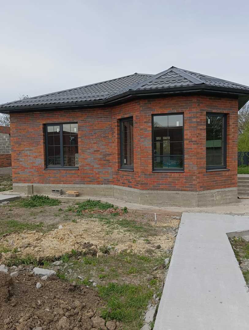 Дом · 130 м² · 4 комн. — станица Гостагаевская, улица 8 Марта