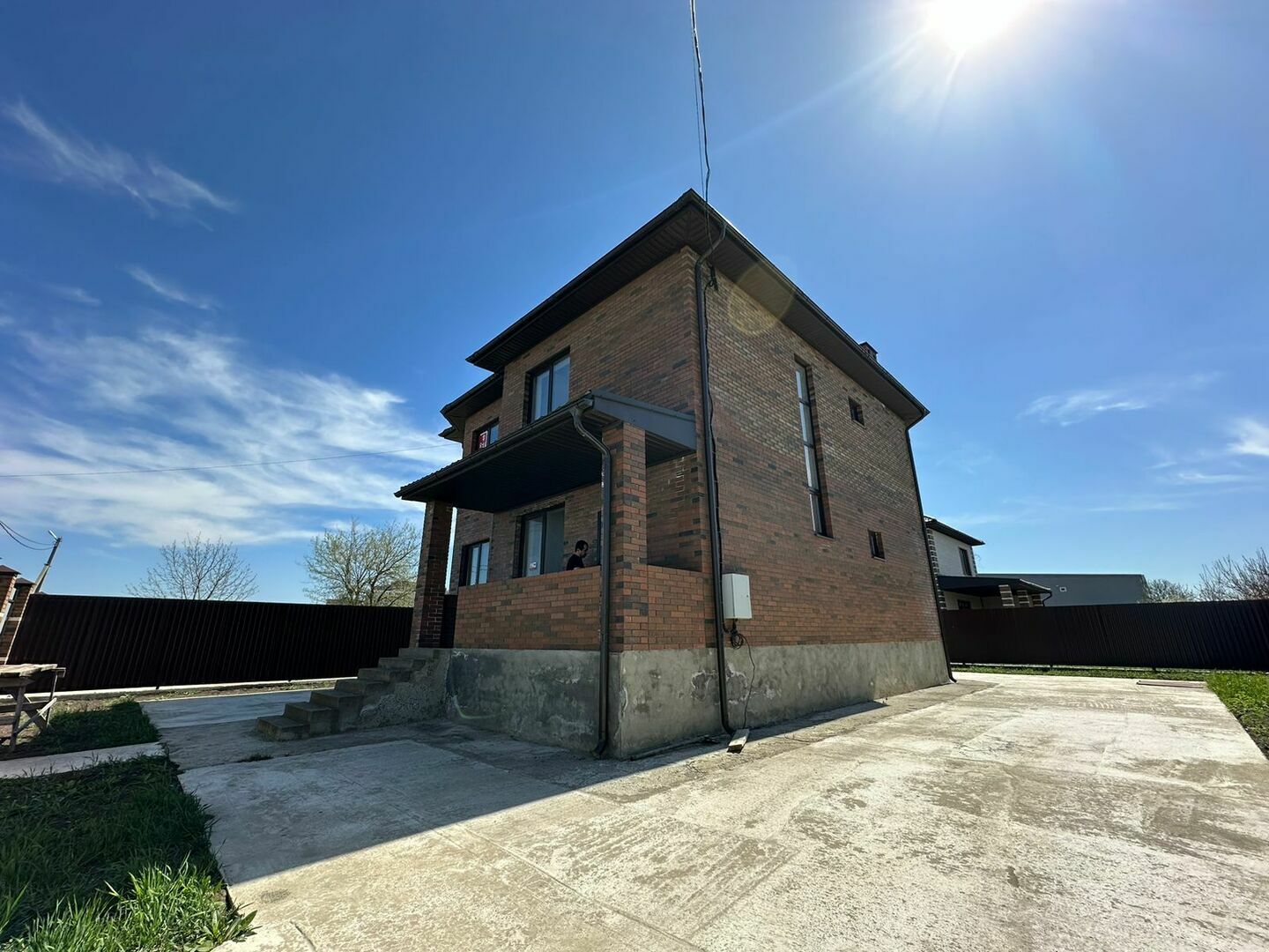 Дом · 214 м² · 5 комн. — посёлок Знаменский, улица Георгия Жукова, 46