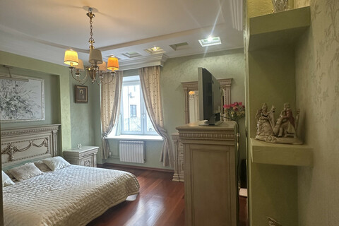 3-к квартира, 152 м², 1/5 эт.