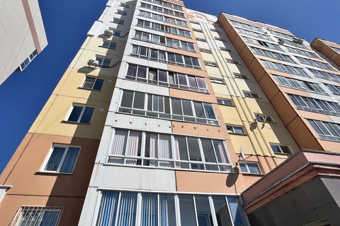 2-к квартира, 57 м², 1/9 эт.