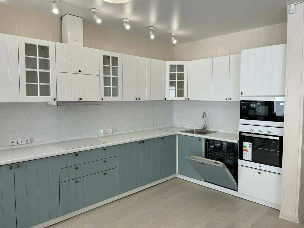 Дом, 213.2 м², 4 комн.