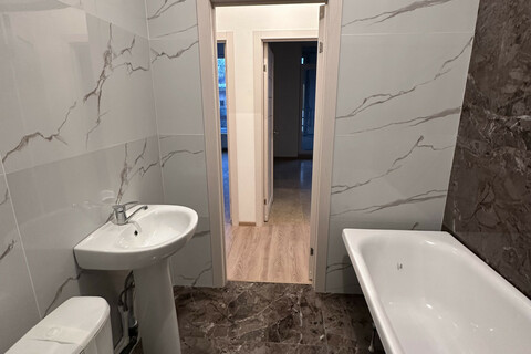 2-к квартира, 60 м², 4/10 эт.