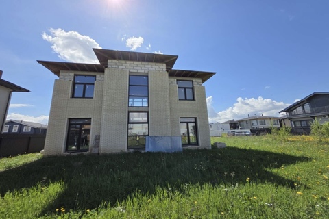 Дом, 200 м², 2 эт.