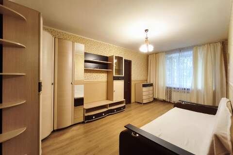 2-к квартира, 44 м², 1/9 эт.