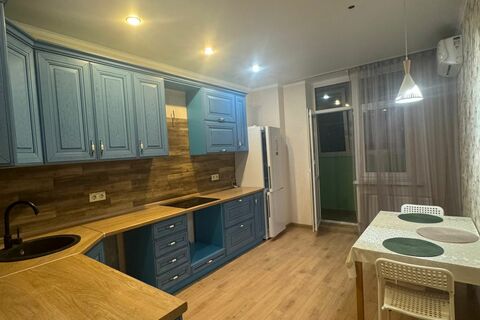 2-к квартира, 60 м², 14/22 эт.