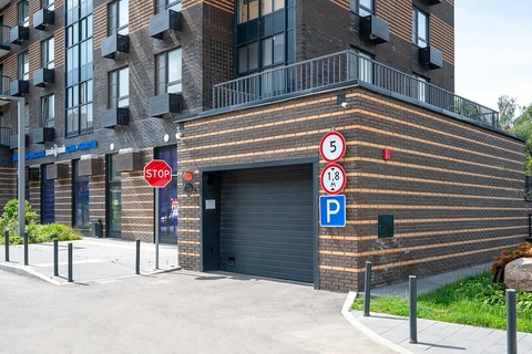 Машиноместо, 34 м²