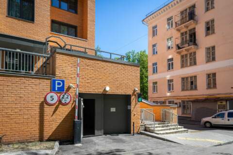 Машиноместо, 13 м²