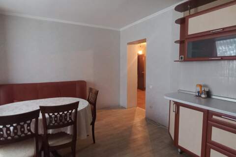 2-к квартира, 84,8 м², 1/6 эт.