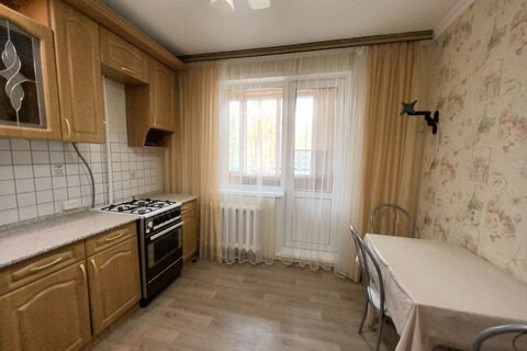 2-к квартира, 58 м², 2/5 эт.