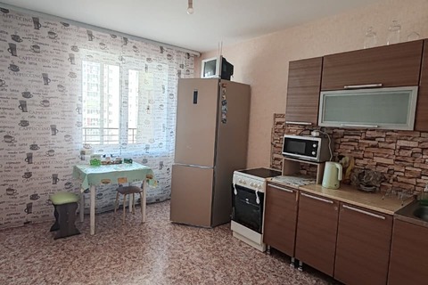 2-к квартира, 63 м², 8/17 эт.