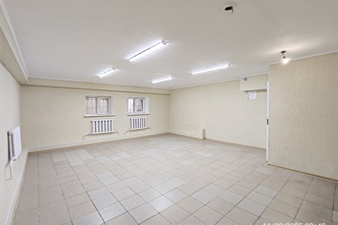 Помещение своб.назн., 70,4 м²