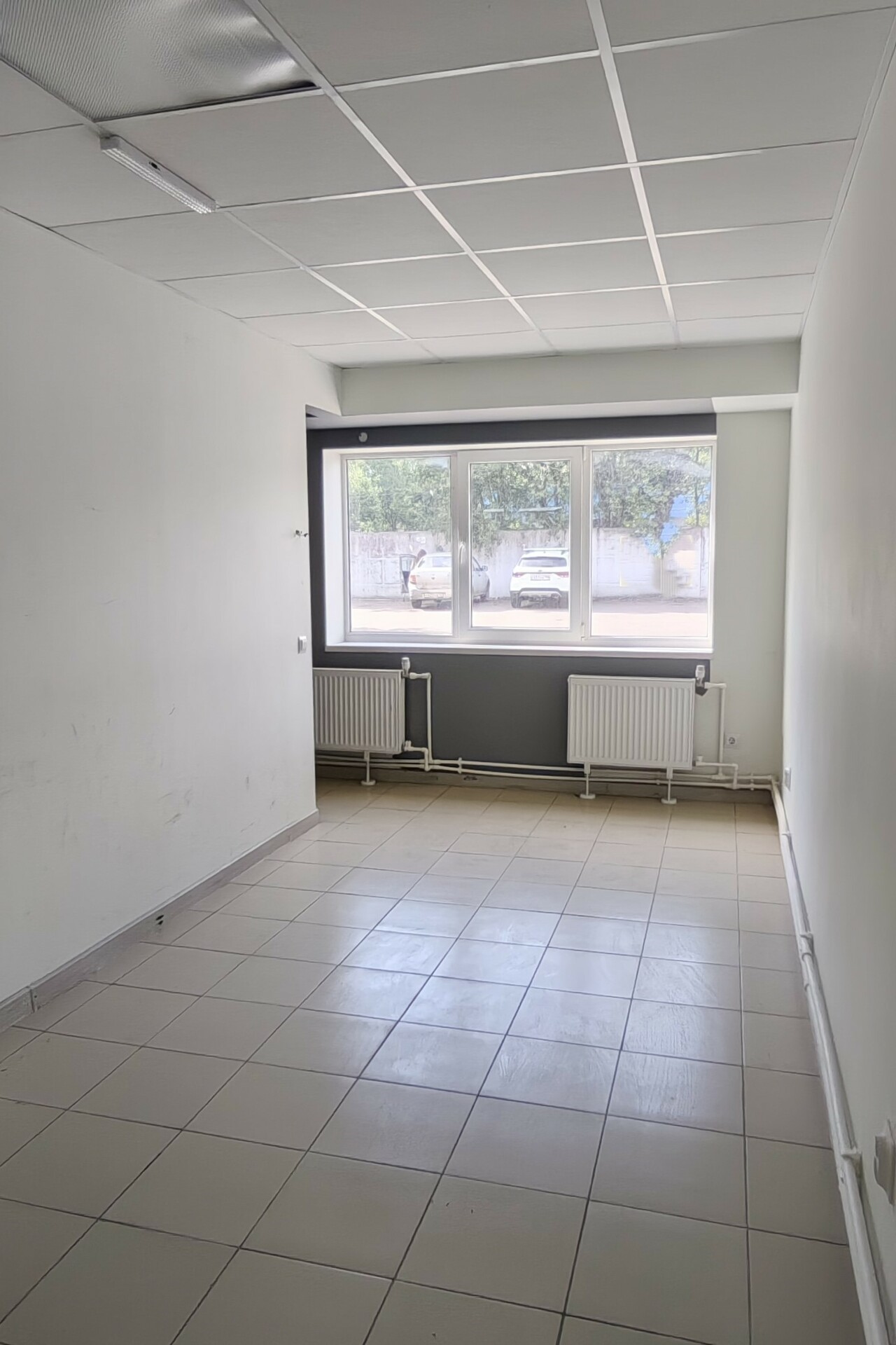 Коммерческая · 187 м² — посёлок Сосново, Ленинградская улица, 30