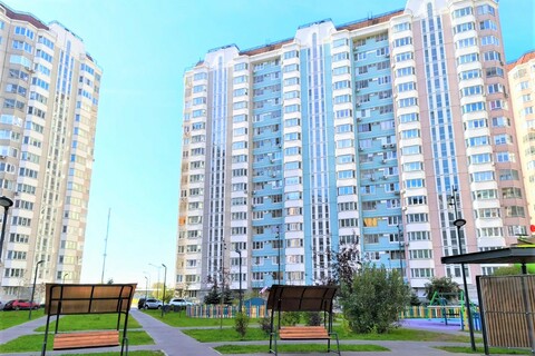2-к квартира, 58,5 м², 8/17 эт.