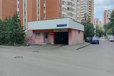 Машиноместо, 15,1 м²