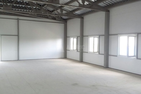 Помещение своб.назн., 621 м², 1/3 эт.