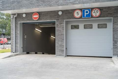 Машиноместо, 16,9 м²