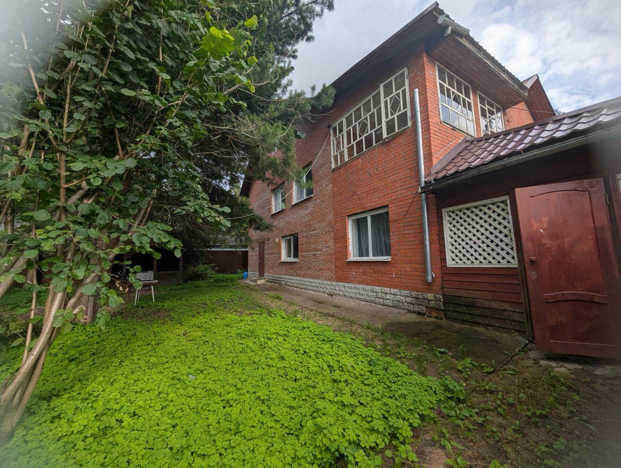 Дом, 250 м², 5 комн.